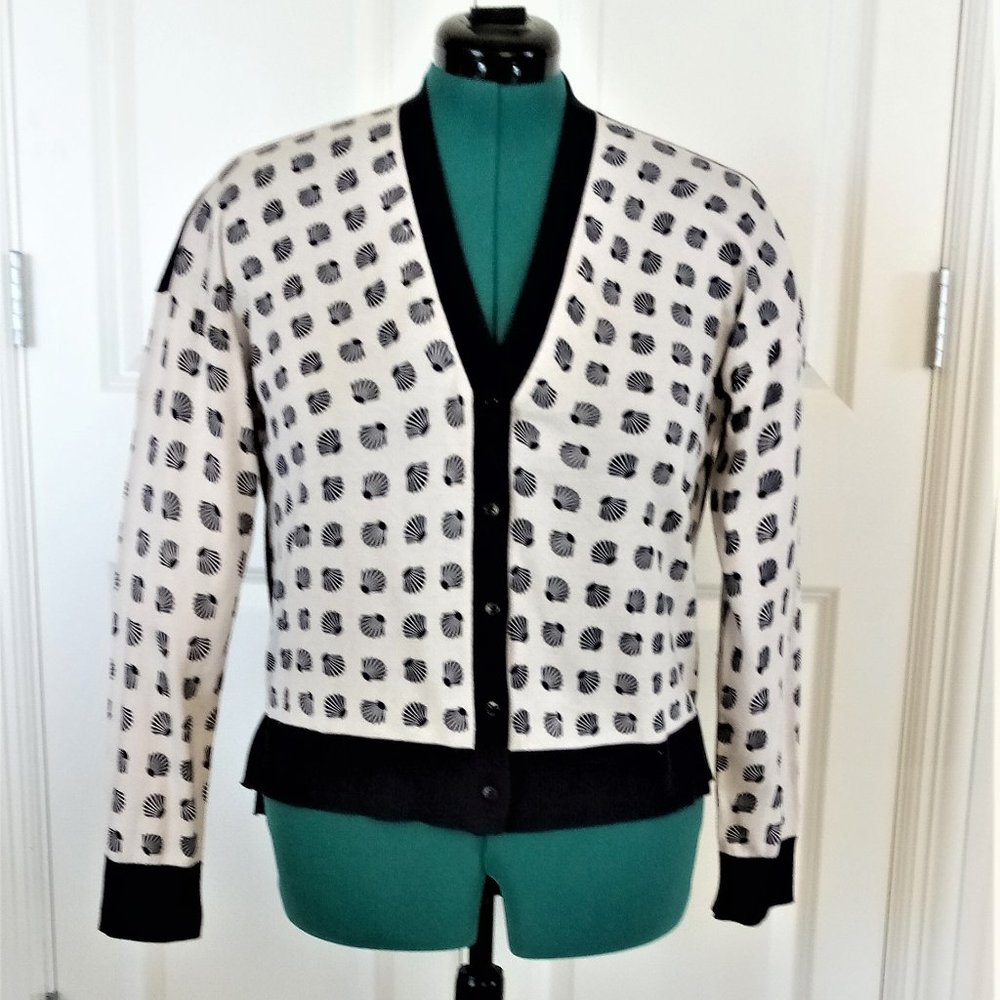 NEW ANN TAYLOR  NAVY & CREAM CARDIGAN (L)